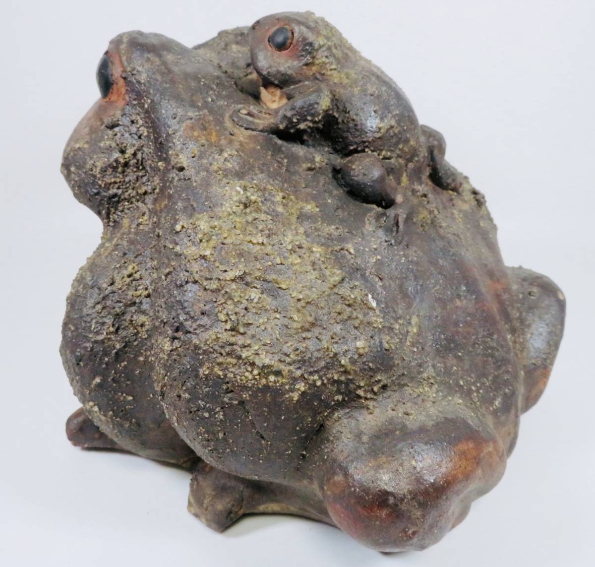 骨董屋整理品】時代物 信楽焼 親子蛙 カエル 置物 オブジェ 縁起物