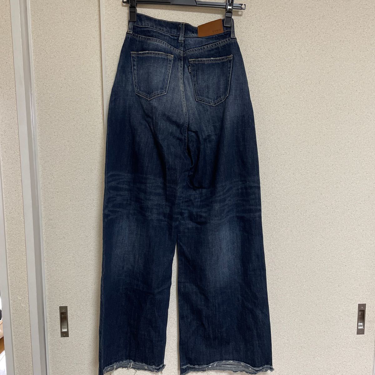 EVRIS バギーデニムパンツ S size|PayPayフリマ