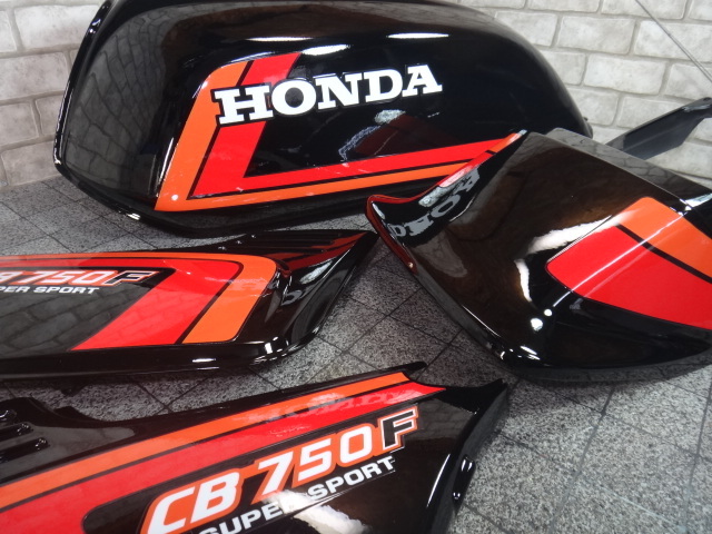 Yahoo!オークション - CB750F RC04 純正ブラック Yahoo!オークション - CB750F RC04 純正ブラック