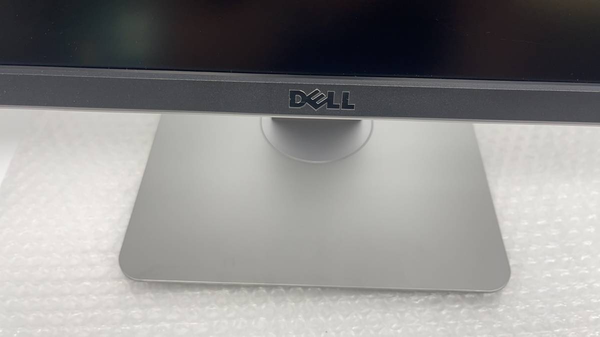 DELL P2415Q 23.8インチ 4KモニタIPS 非光沢/高さ調節/ピボット対応 5