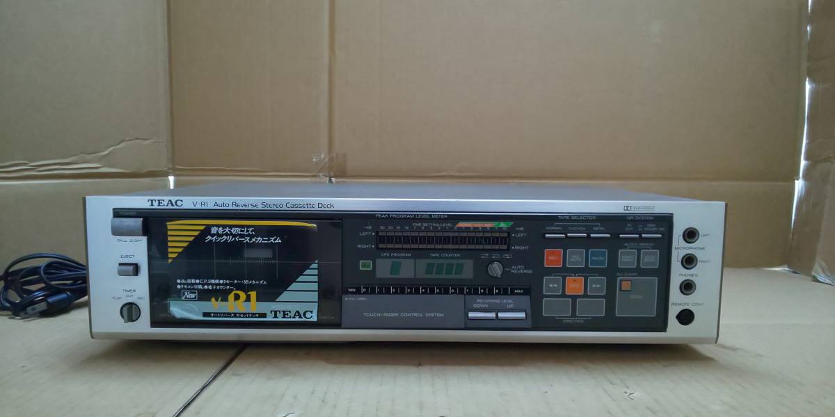 ・ジャンク品 ・中古品 ・通電、動作確認済 ・キズ、汚れ、サビあり ・現状お渡し ★TEAC オートリバース カセットデッキ V-R1_画像1