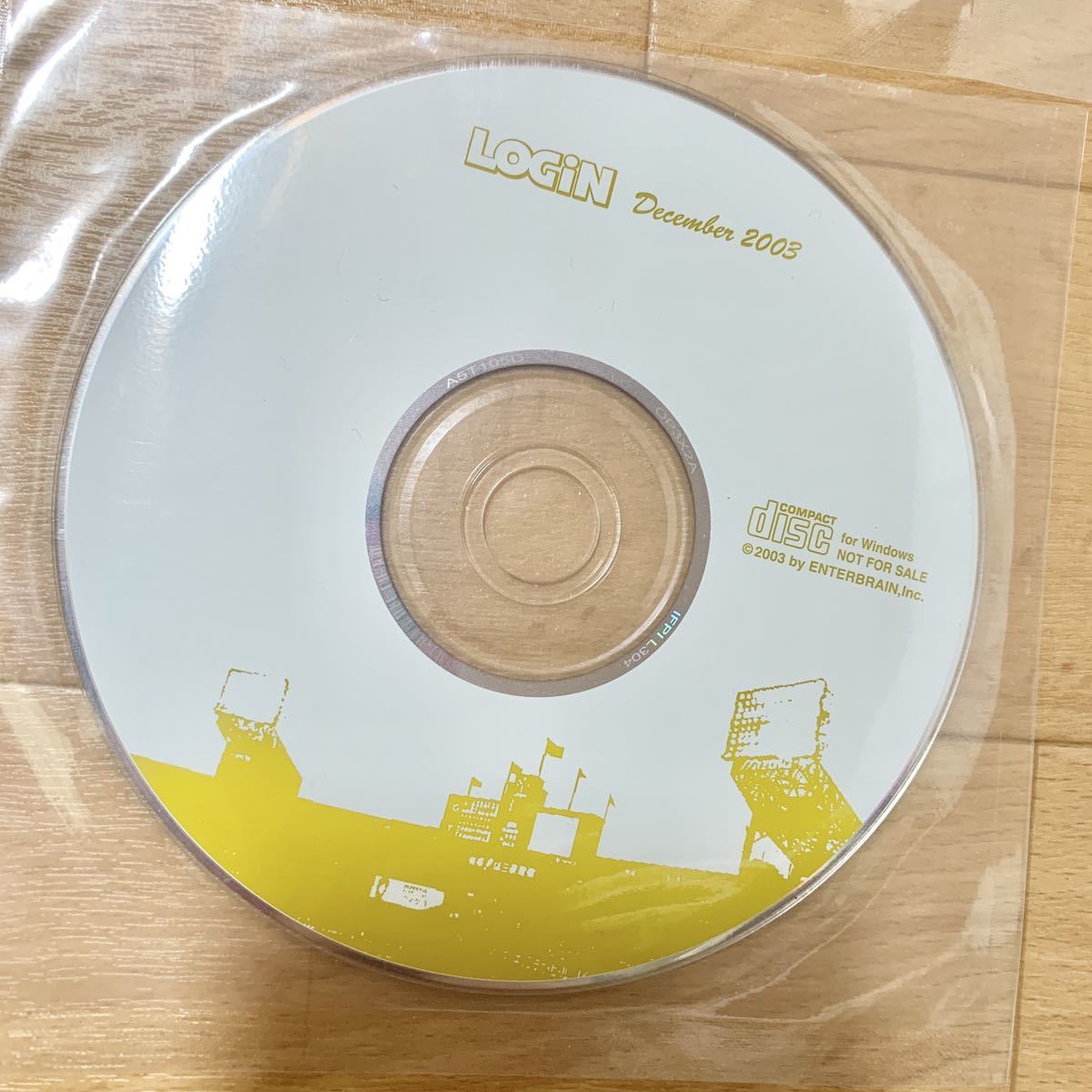 CDのみ LOGIN ログイン 2003年12月号 2004年1月号 2枚セット_画像2