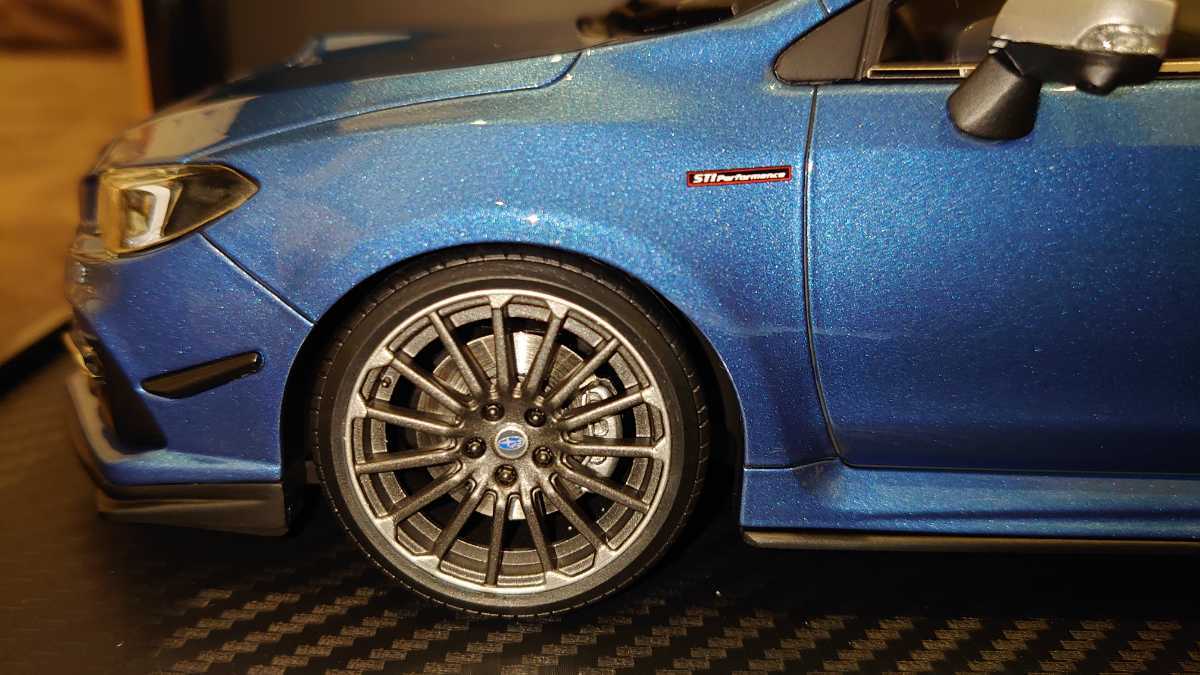 イグニッションモデル 1/18 スバル レヴォーグ VMG 2.0STI イグニッションモデル 1/18 スバル レヴォーグ VMG 2.0STI