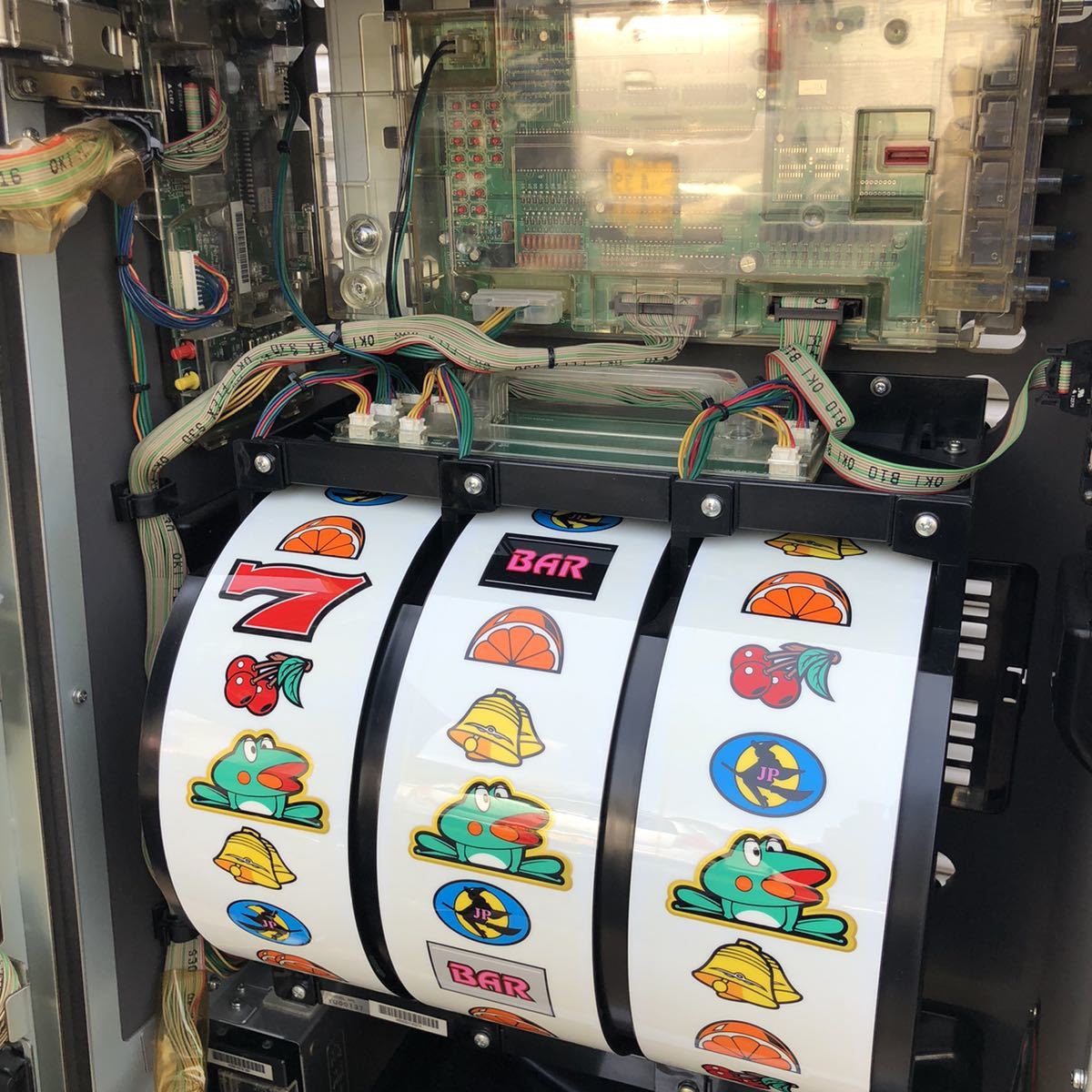 説明文必読】 パチスロ実機 ニューパルサーV2 コイン不要機無し