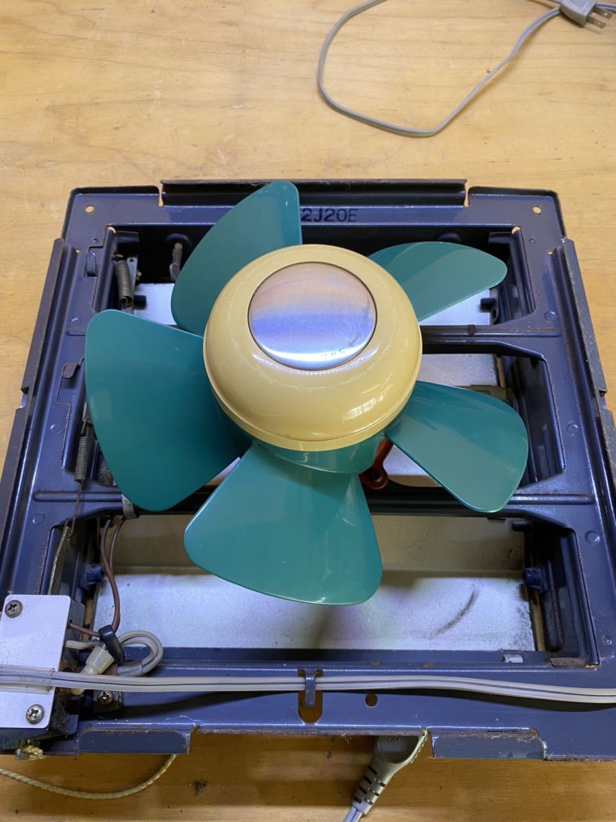 レトロ換気扇 National MITSUBISHI 換気扇 昭和レトロ 2台まとめ レトロ換気扇 National MITSUBISHI 換気扇 昭和レトロ 2台まとめ