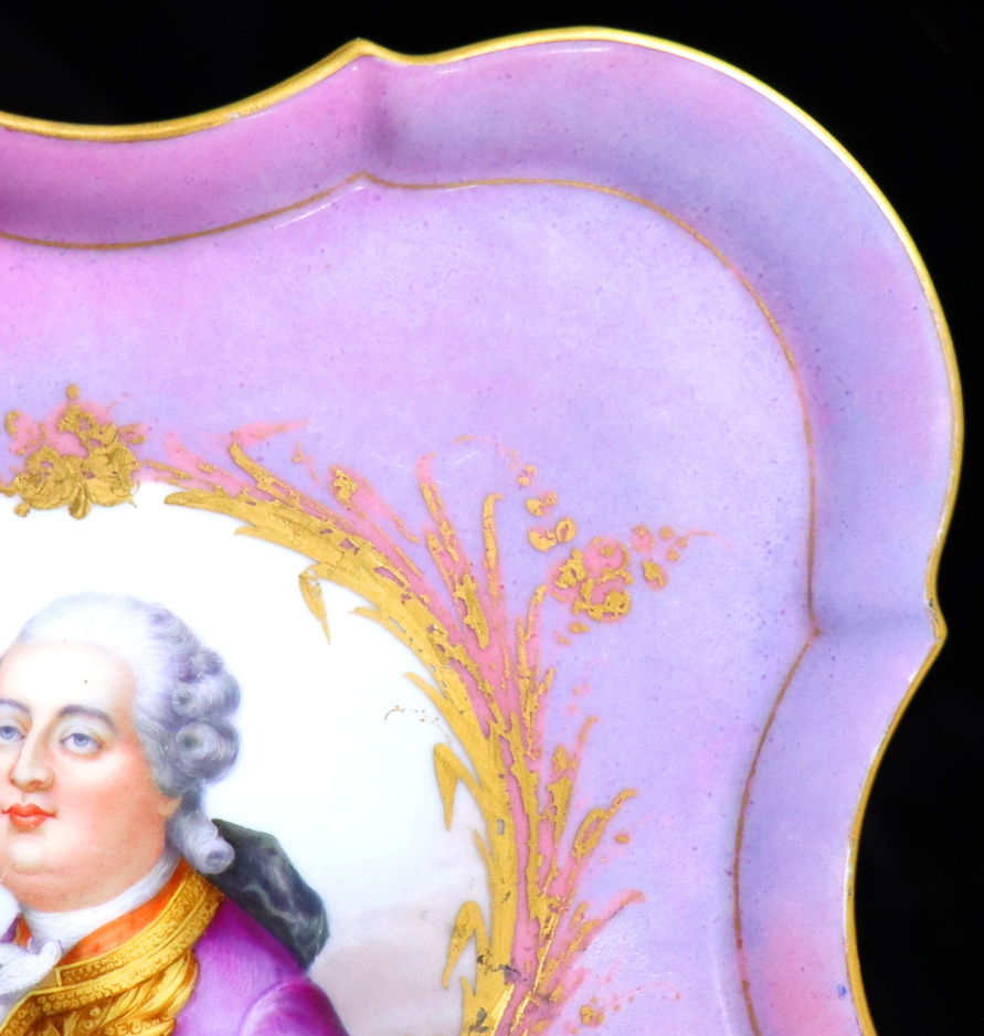 アンティーク・セーブル (SEVRES) 1764年頃 金彩 大型 飾り皿 ルイ16世 陶板画 トレー ポンパドール ピンク ゴールド プレート カップ_画像5