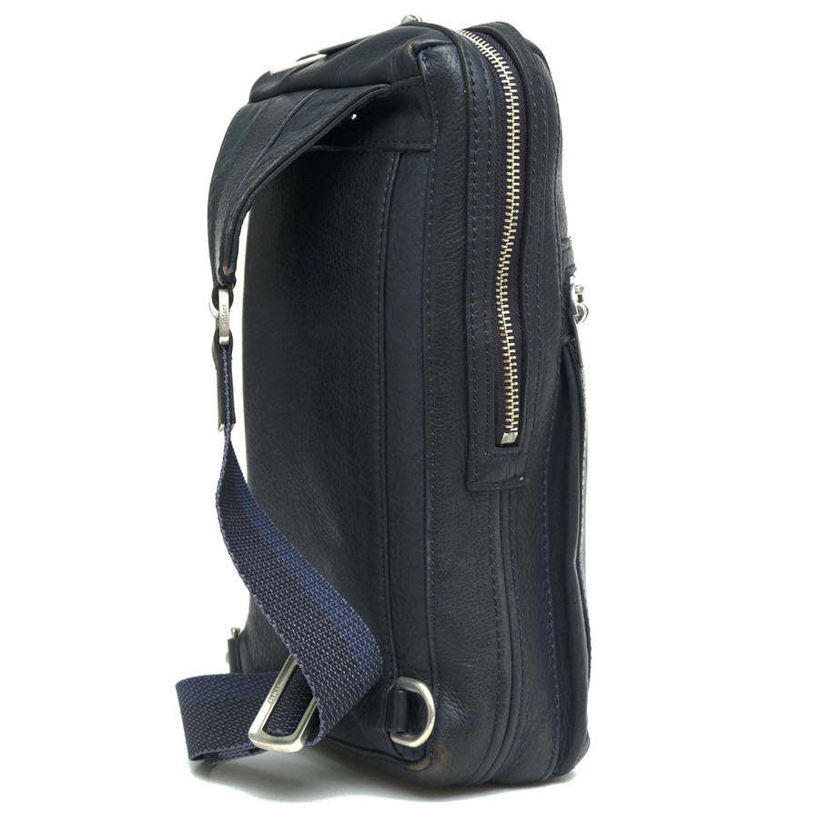 定31320円!aniary ショルダーバッグ 牛革 07-07000 Shrink Leather