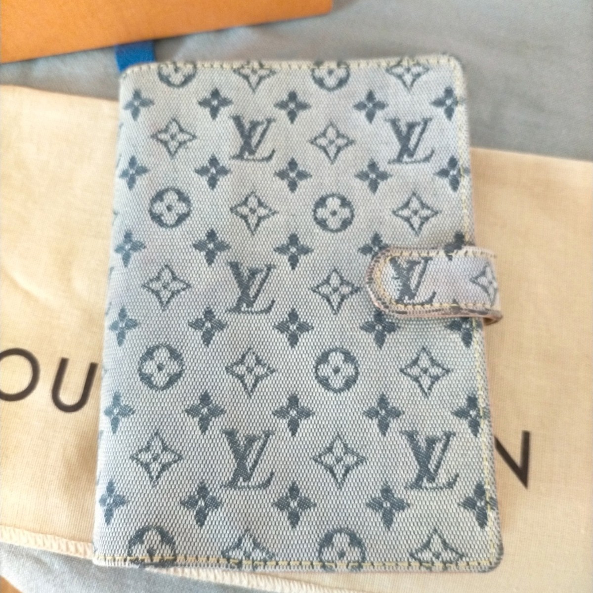 ★良品　廃盤　入手困難　希少品　LOUIS VUITTON /ルイヴィトン　モノグラムミニ　アジェンダPM　手帳カバー　6つ穴　　