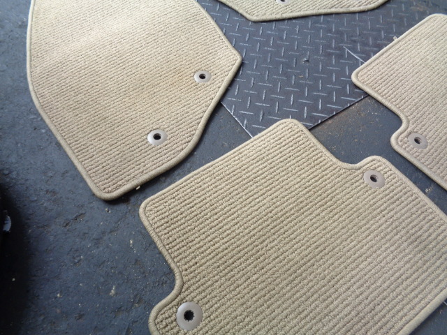  Volvo XC70 original floor mat 4 point set 