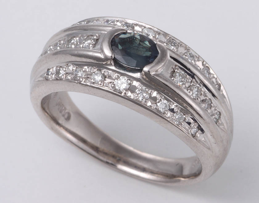 *areki.28ct+ dia. Pt900 made 11 number ring *10.4g/IP-5430