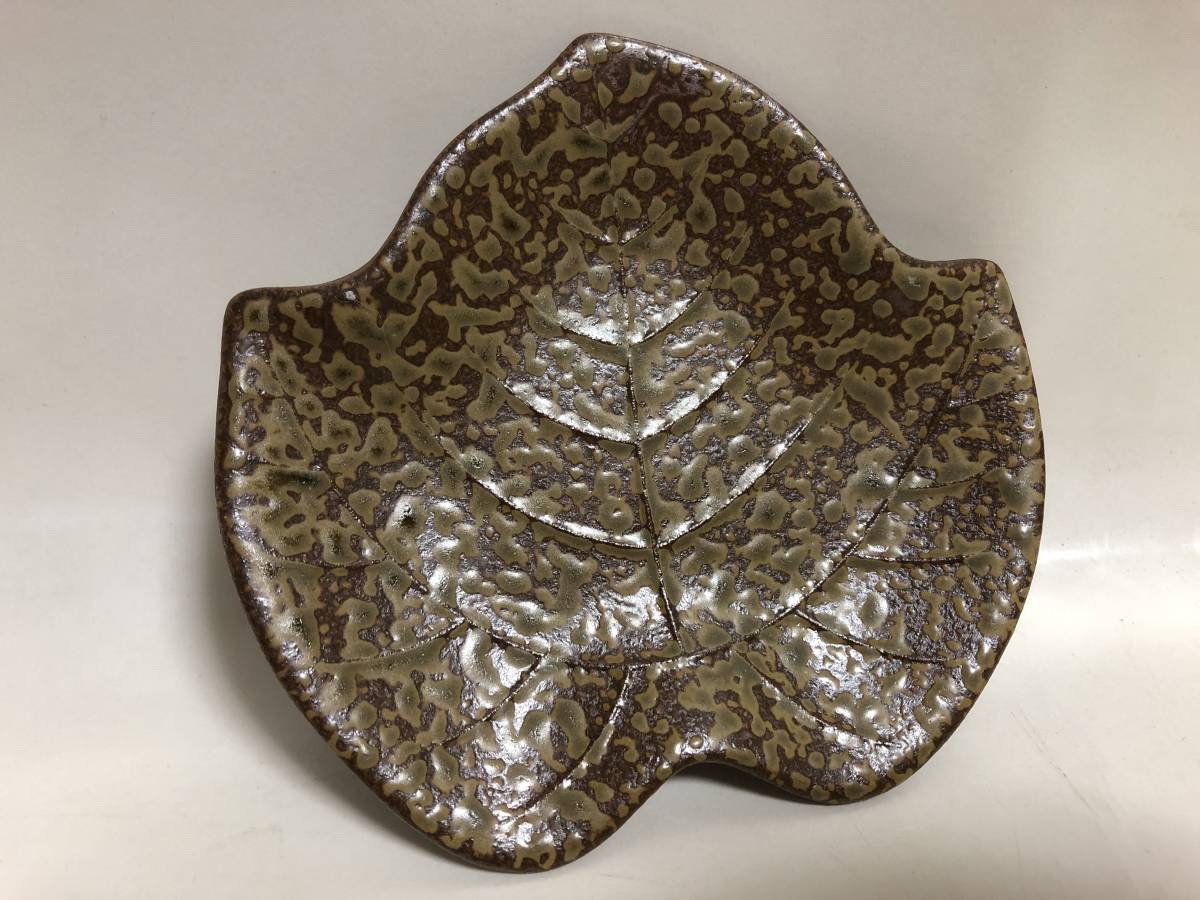 # Shigaraki .. mountain tree. leaf plate pastry plate .. plate small plate 5 customer Zaimei #sa10