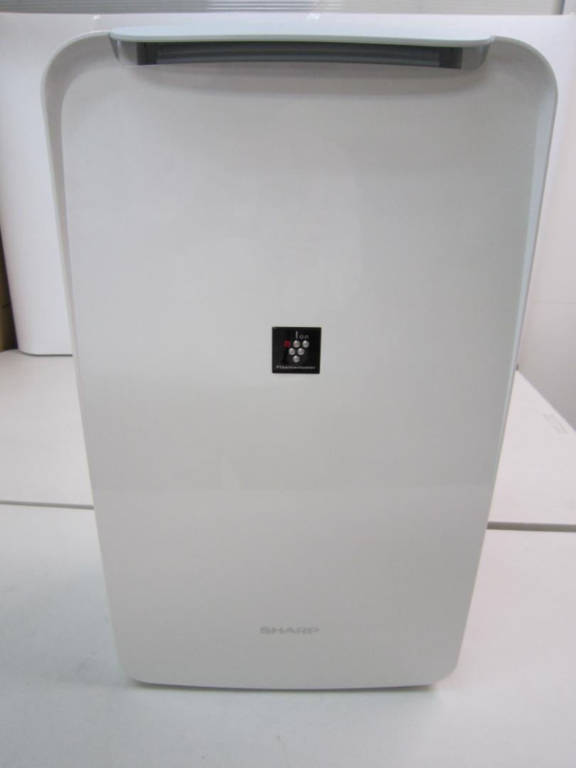 値下げ中】 美品 2020年製 シャープ 衣類乾燥除湿機 CV-J71-W ☆R-7