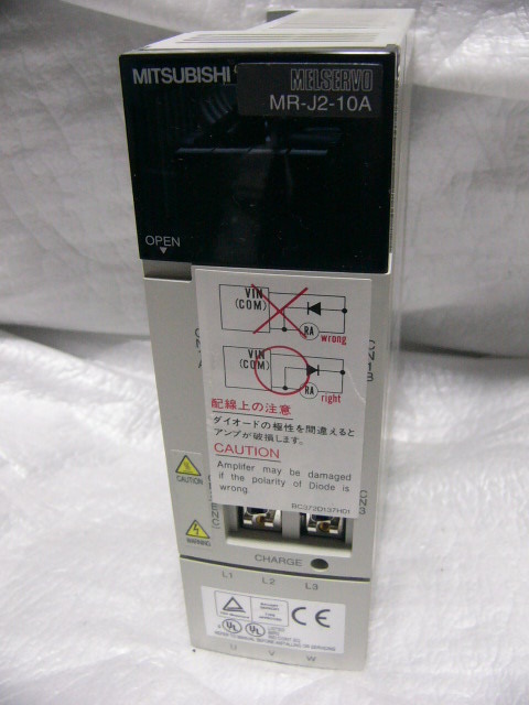 ★未使用★ MITSUBISHI MR-J2-10A ACサーボアンプ