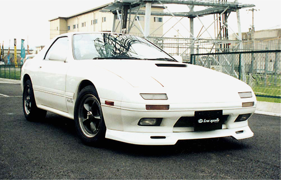 LIVE SPORTS」RX-7(FC3S)後期用フロントリップスポイラー TypeB(FRP黒