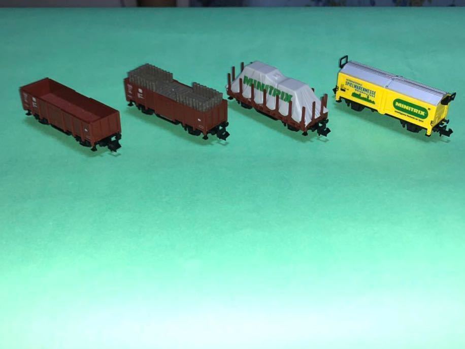  Mini Trick s1984 have cover car less cover car large thing car something long car 4 both set freight train mimitrix steam locomotiv diesel locomotive electric locomotive also ...