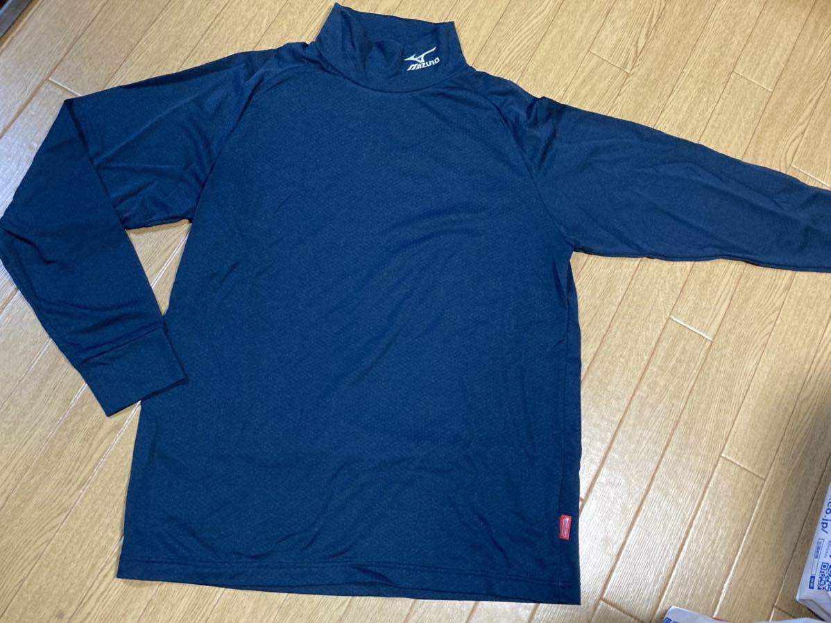 ミズノ MIZUNO ブレスサーモ ハイネック 長袖Ｔシャツ Ｍ 紺 ネイビー インナー アンダーウエア ゴルフウェア 美品 