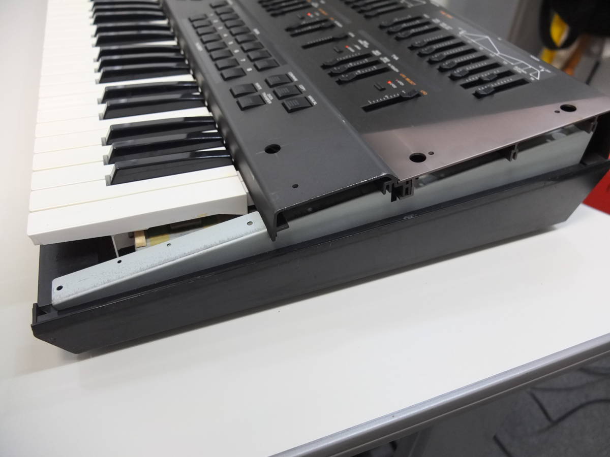 Roland JD-800 リペア済動作品ですがジャンクで Roland JD-800 リペア済動作品ですがジャンクで