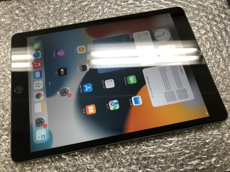 CF101 Apple iPad (第8世代) 32GB スペースグレイ Wi-Fiモデル ic.sch.id