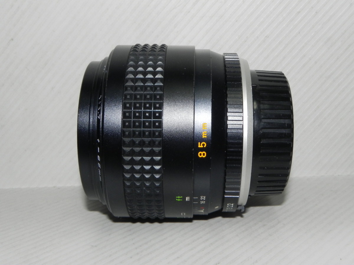 Minolta MC ROKKOR 85mm/f1.7 レンズ | sweatreno.com