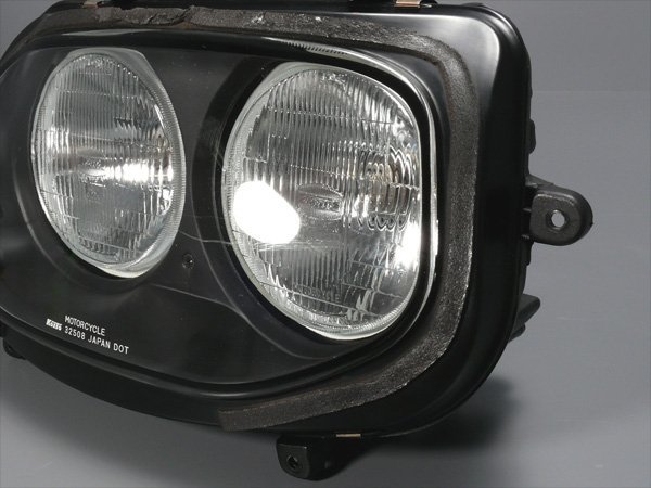 優良販 GSX-R1100W 前期 純正ヘッドライト ヘッドランプの画像3