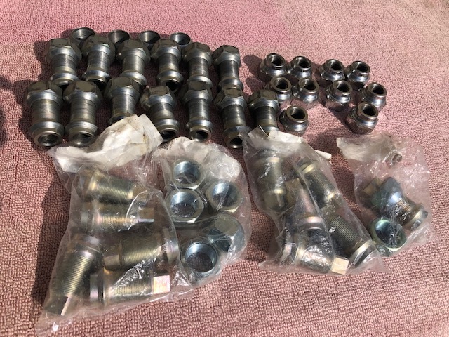コースター等 TOPY アルミホイール用ナット＆インナーボルト １台分＋α 一部新品 一部 ジャンク品 宮城県発