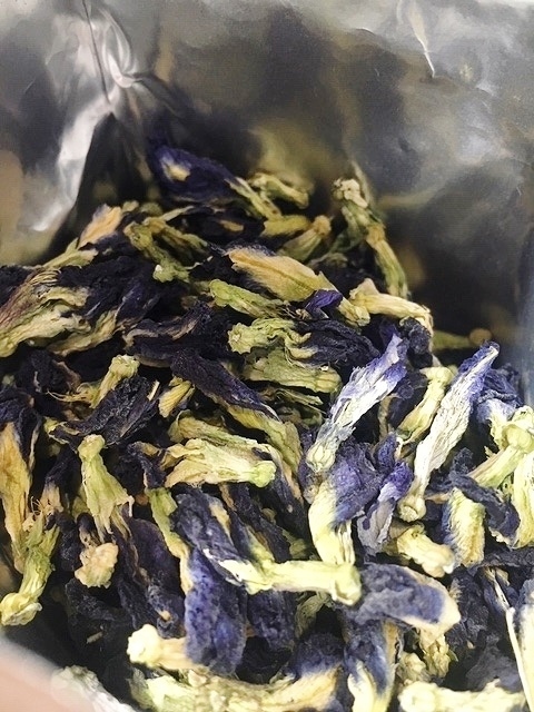  butterfly pi- medical herb tea diet health drink beauty Butterfly Pea Thai food ingredients anti .ncho horse me beautiful white beautiful . beautiful .