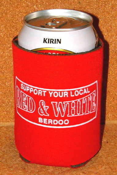 本物 ヘルズエンジェルズ バイカー サポート ボトル ホルダー クージー 缶 ホルダー (BERDOO) ヘルズエンジェルス HELLS ANGELS RED&WHITE_画像1