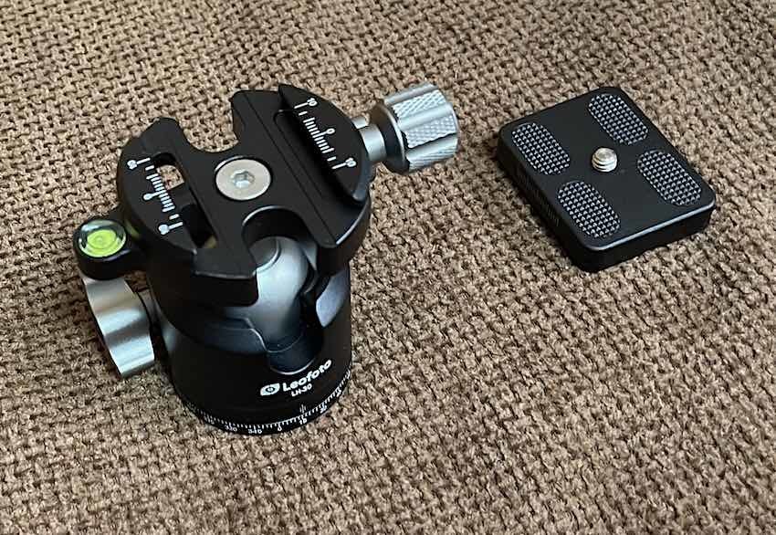 良品 ☆ Leofoto(レオフォト)低重心自由雲台「 LH-30 」 良品 ☆ Leofoto(レオフォト)低重心自由雲台「 LH-30 」