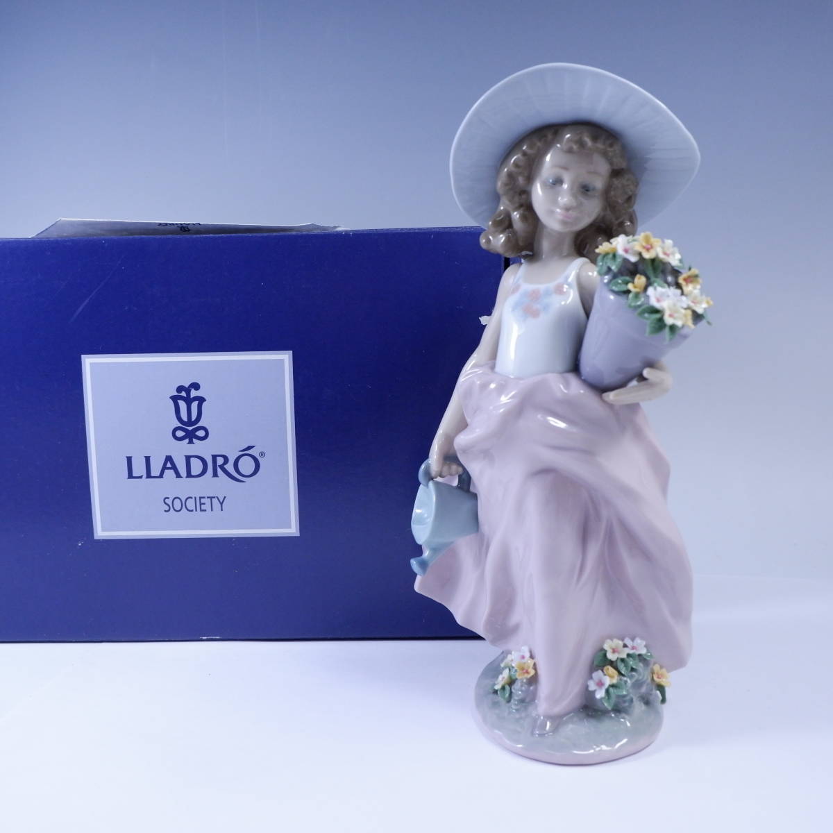 リヤドロ No.7676 夢がかなって ☆限定品☆廃盤☆美品☆-