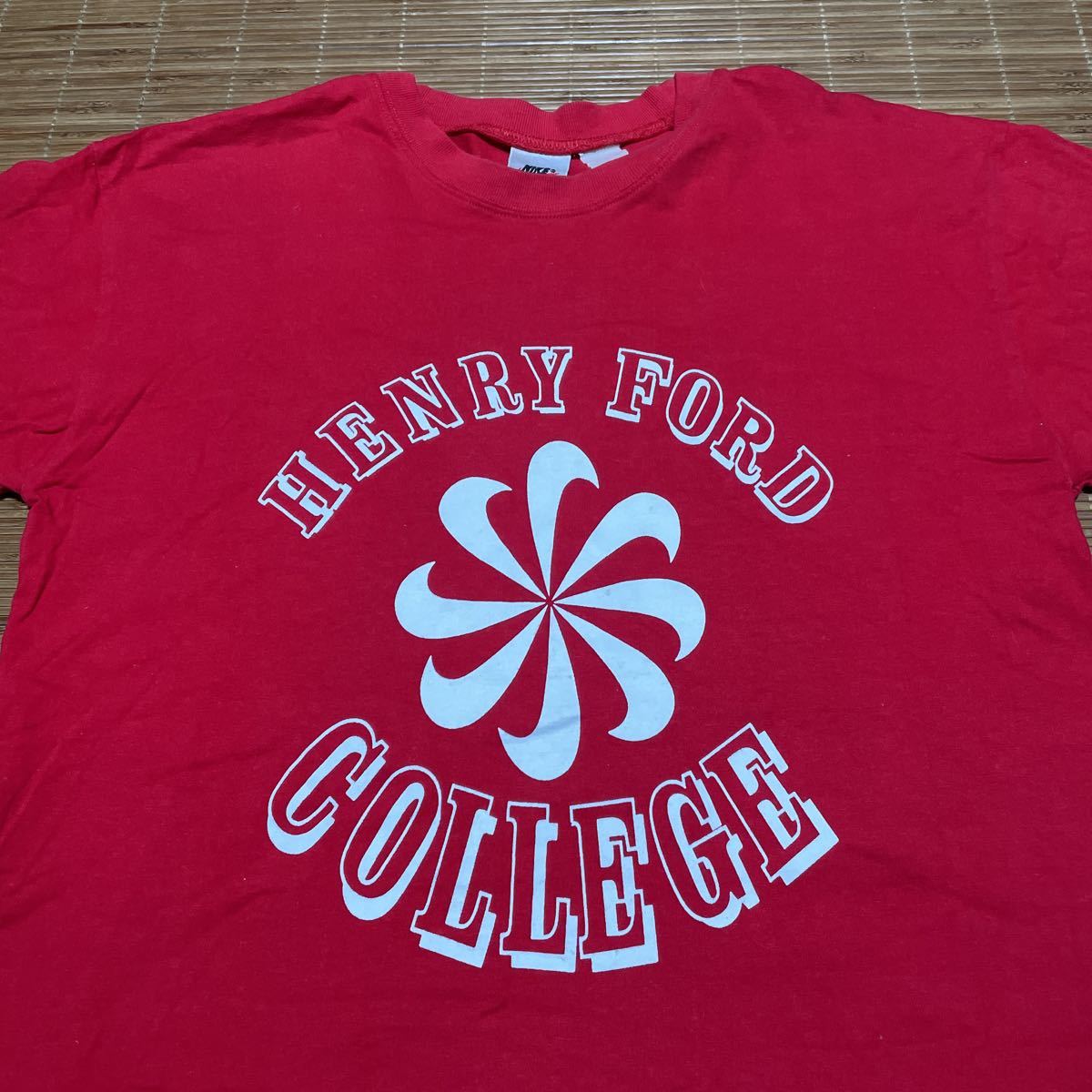 90s NIKE ナイキ 風車 ロゴ カレッジ Tシャツ レッド 赤 L XL HENRY