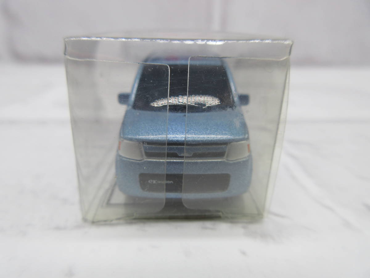 1/64　ディーラー特注品　ミニカー　三菱　2代目ekワゴン　ライトブルー　非売品　カラーサンプル_画像2