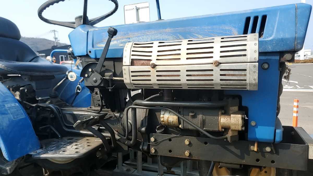 イセキトラクター Tx1500 15馬力 www.distribella.com