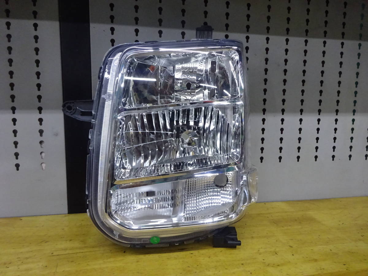 スズキ エブリイ ワゴン 純正 左ヘッドライト HID DA17W LE14C6329
