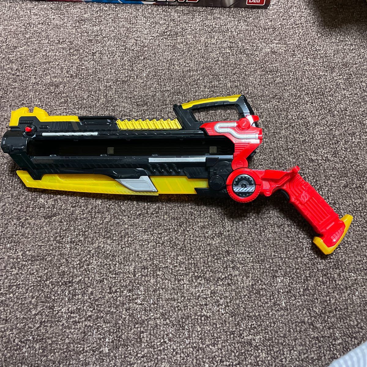 バンダイ 仮面ライダービルド DXフルボトルバスター 中古 本体と バンダイ 仮面ライダービルド DXフルボトルバスター 中古 本体と
