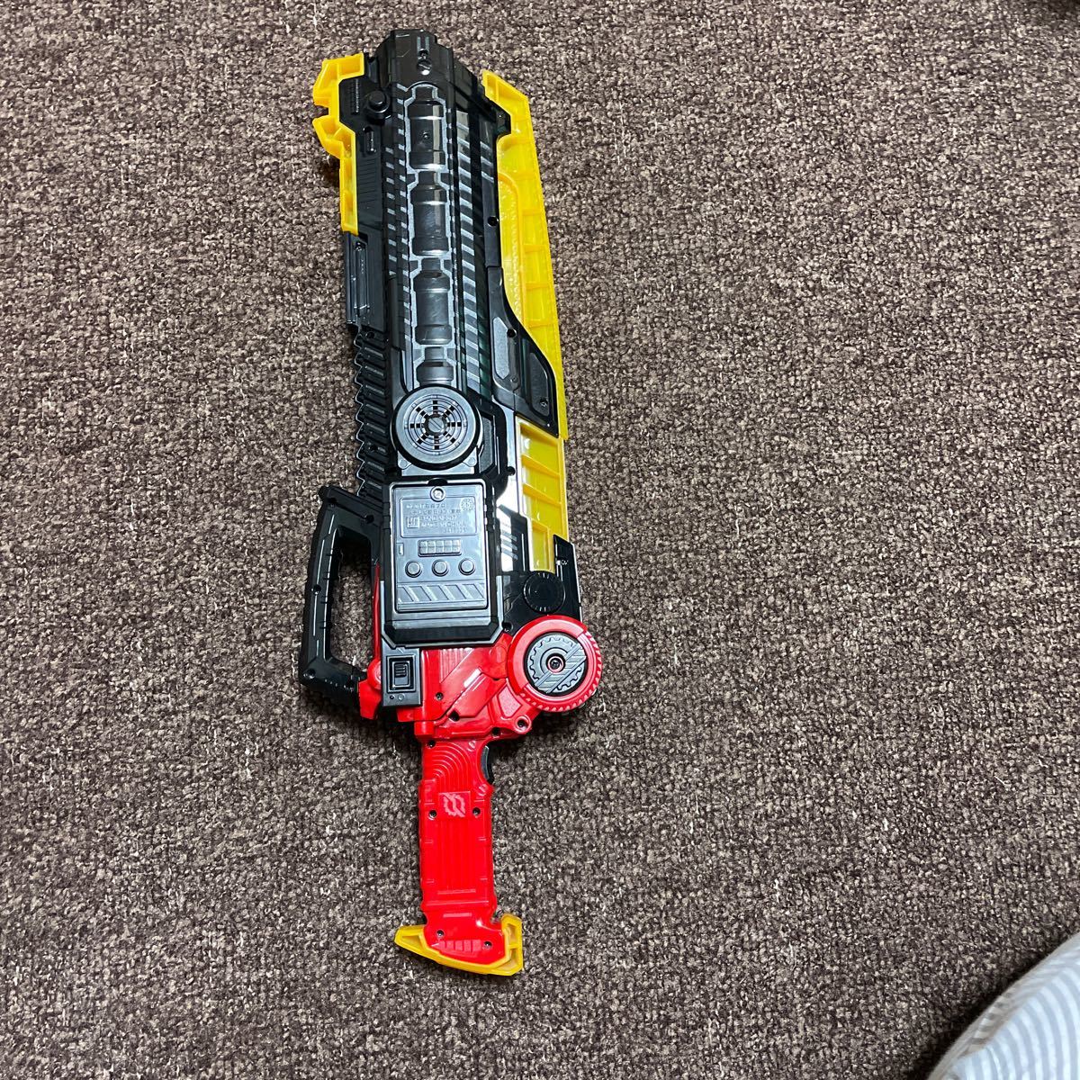 バンダイ 仮面ライダービルド DXフルボトルバスター 中古 本体と バンダイ 仮面ライダービルド DXフルボトルバスター 中古 本体と
