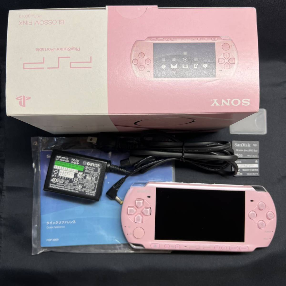 PSP-3000 本体 ブロッサムピンク 付属品完備 メモリースティック付き 