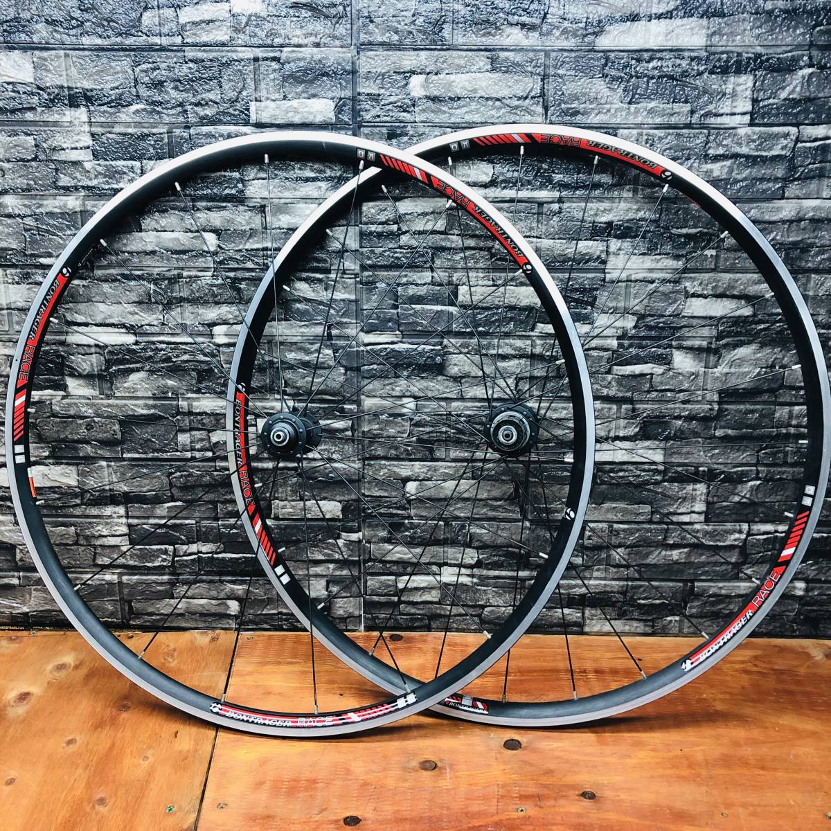 BONTRAGER 700C クリンチャーアルミリムホイール前後 RACE シマノ11S