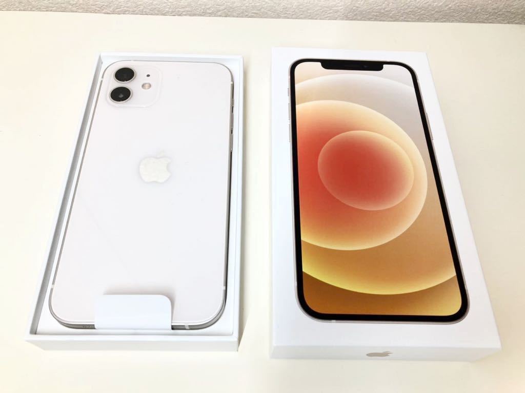 未使用☆iPhone12 64GB ホワイト SIMロック解除済み(White Apple SIM