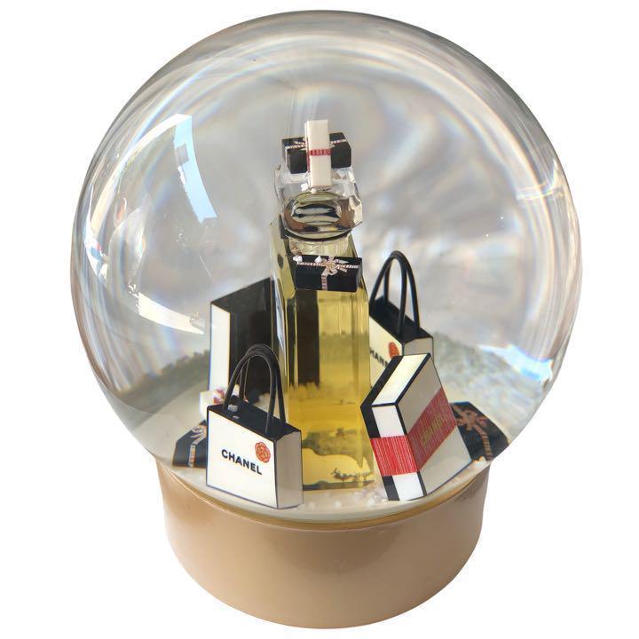 限定品】シャネル スノードーム CHANEL Snow globe 癒しの 限定品】シャネル スノードーム CHANEL Snow globe 癒しの