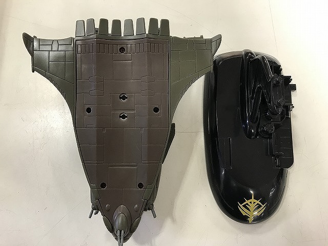 バンダイ BANDAI ザンジバルII級 機動巡洋艦 リリー・マルレーン バンダイ BANDAI ザンジバルII級 機動巡洋艦 リリー・マルレーン
