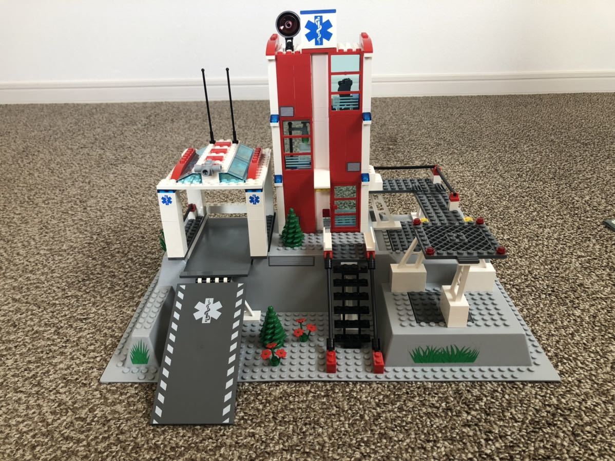 レゴ LEGO LEGOシティ CITY 7892 救急救命センター 病院 救急車의 상품