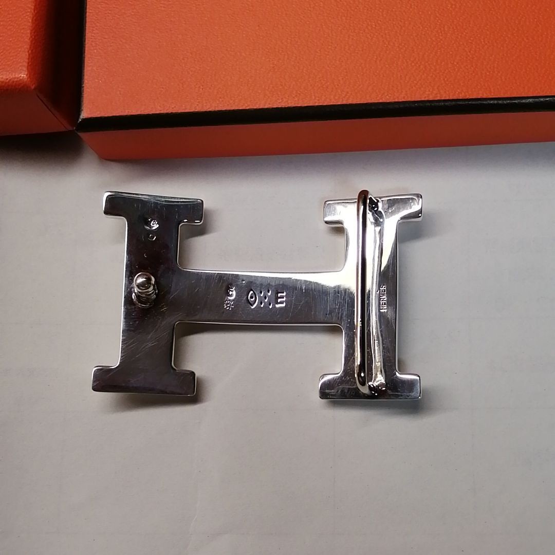 エルメス トゥアレグ バックル 銀製 シルバー925(¥100,000) エルメス トゥアレグ バックル 銀製 シルバー925(¥100,000)
