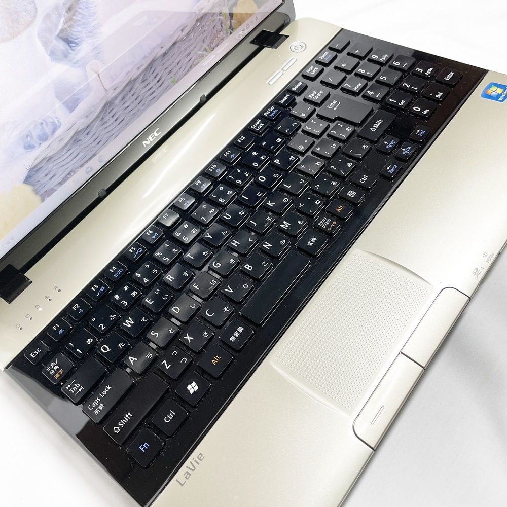 Panasonic CF-B11 メモリー:16GB 新品SSD:240GB eva.gov.co