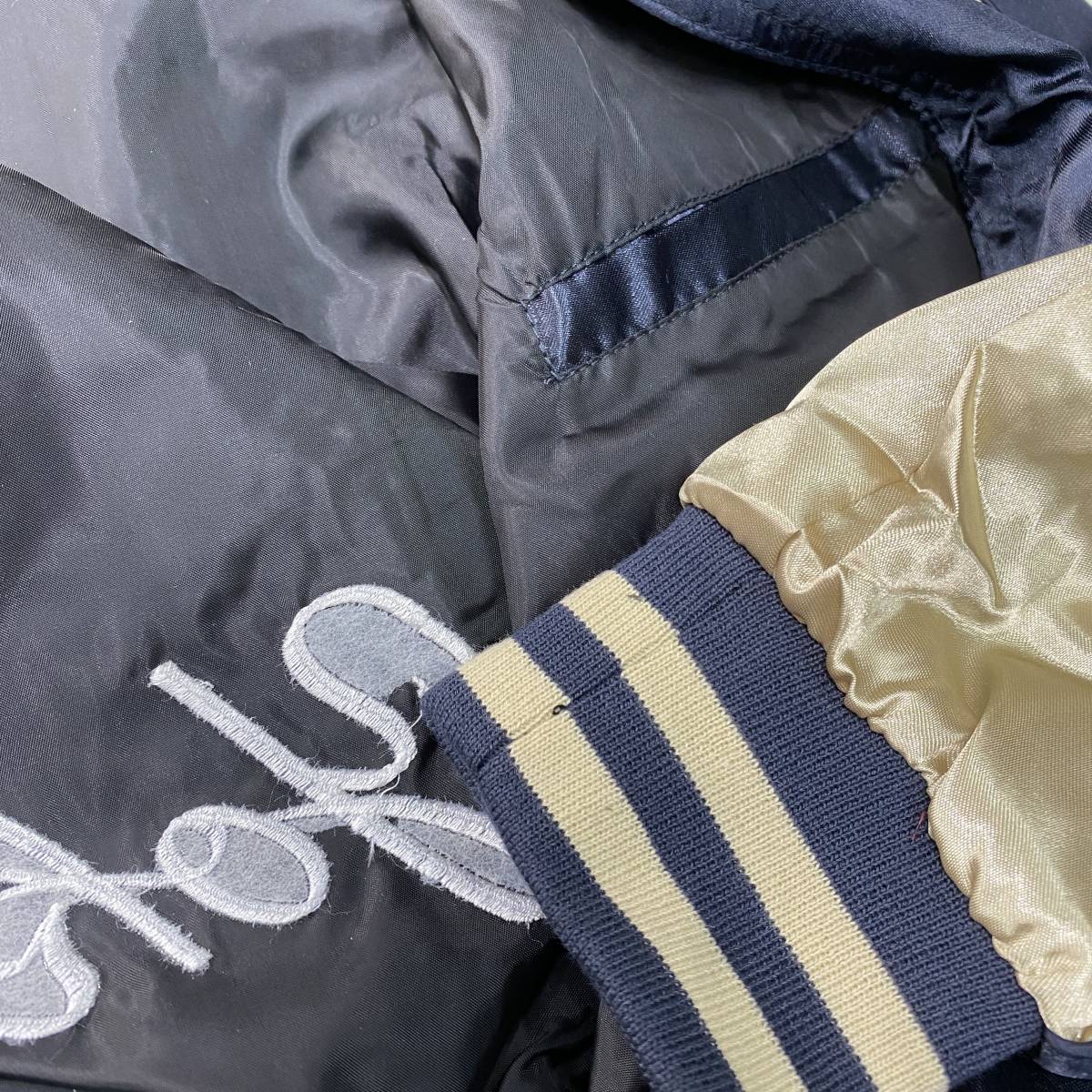  Japanese sovenir jacket [M] Yokosuka вышивка ввод Yokosuka departure .SUKAJAN атлас земля вышивка Eagle ястреб внутри карман есть темно-синий темно-синий Gold новый товар 