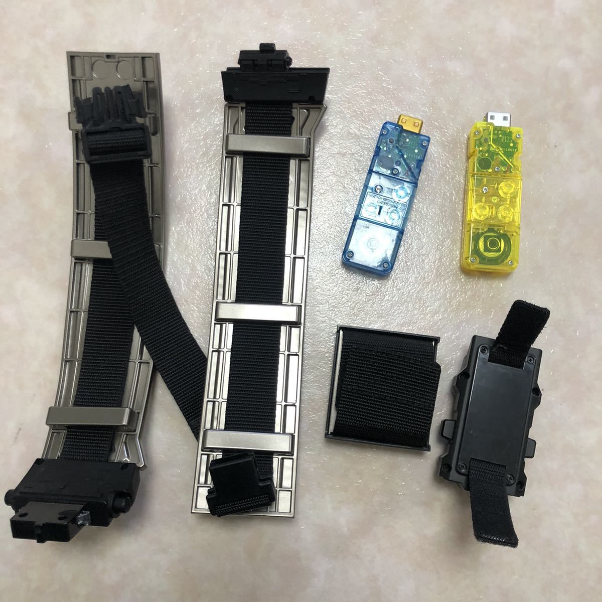 1円~仮面ライダー CSM変身ベルト 4種 ファイズ、カブト、電王 1円~仮面ライダー CSM変身ベルト 4種 ファイズ、カブト、電王