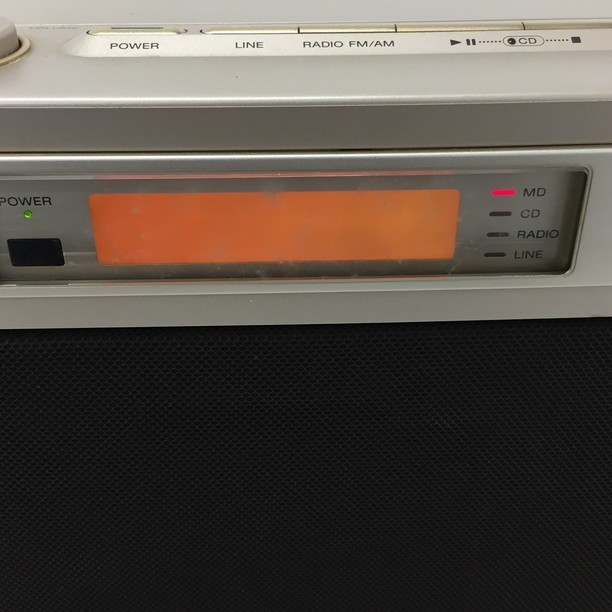 【1492569】SONY MUSIC GROUP 30th Anniversary ソニー セレブリティⅡ MD/CD NEW ステレオ MD-7000 通電 本体のみ 【1492569】SONY MUSIC GROUP 30th Anniversary ソニー セレブリティⅡ MD/CD NEW ステレオ MD-7000 通電 本体のみ