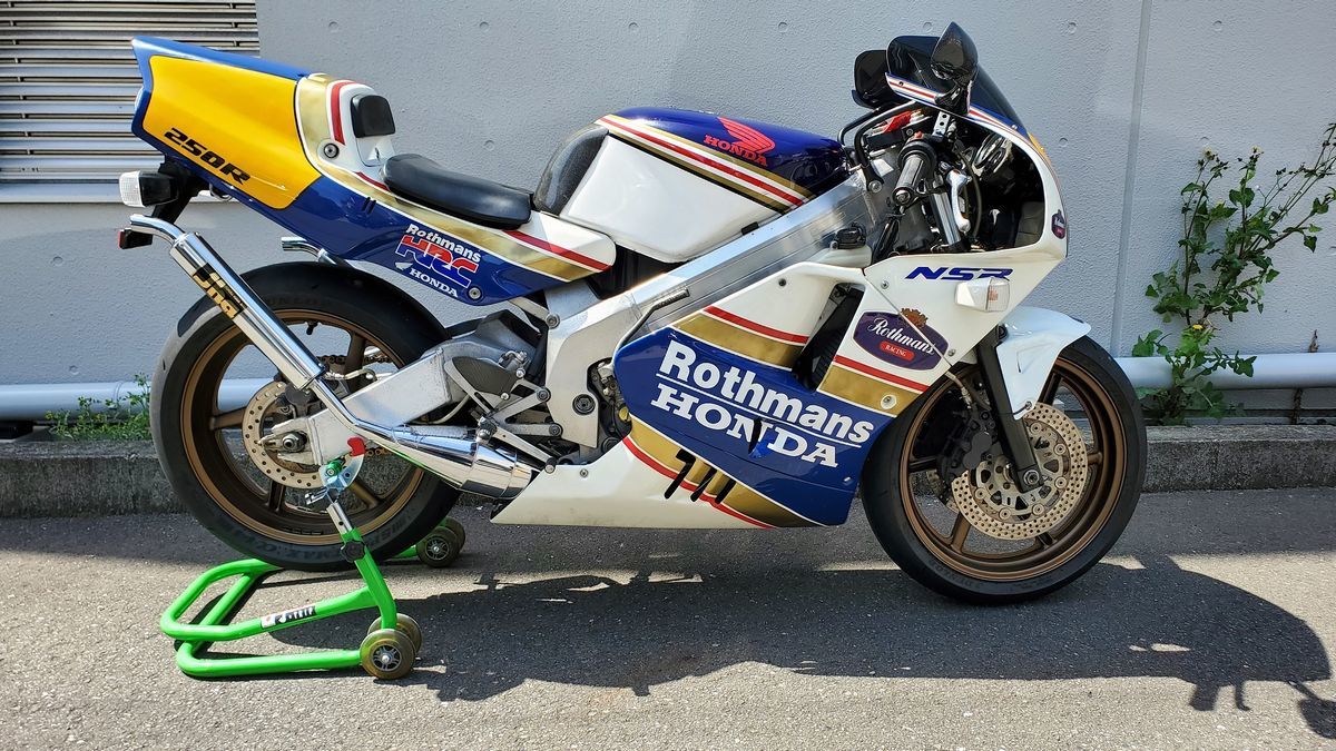 Yahoo!オークション - HONDA NSR250R MC21 ロスマンズカラー Yahoo!オークション - HONDA NSR250R MC21 ロスマンズカラー