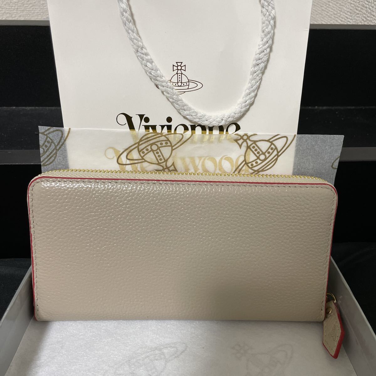 ヴィヴィアン 長財布 ホワイト レッド Vivienne Westwood 長財布 ヴィヴィアン 長財布 ホワイト レッド Vivienne Westwood 長財布