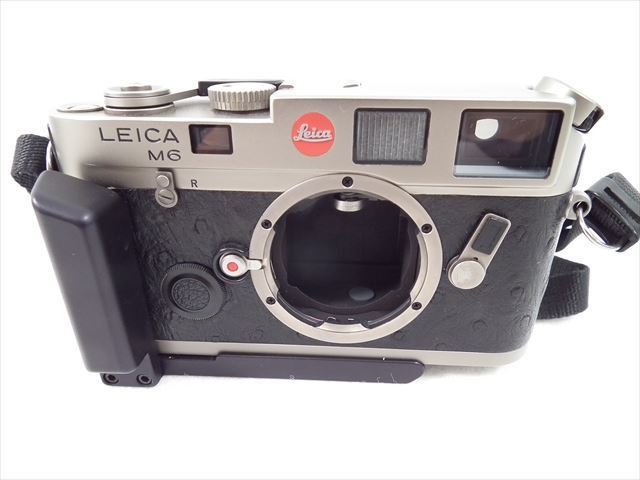 日本安心 □ LEICA ライカ M6 チタン フィルム一眼レフ ソフトケース付き シャッター切れOK 現状品 220206A2235 日本安心 □ LEICA ライカ M6 チタン フィルム一眼レフ ソフトケース付き シャッター切れOK 現状品 220206A2235