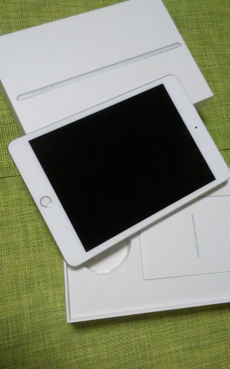 １円売り切り iPad mini 7.9インチ 第5世代 Wi-Fi 64GB シルバー 美品